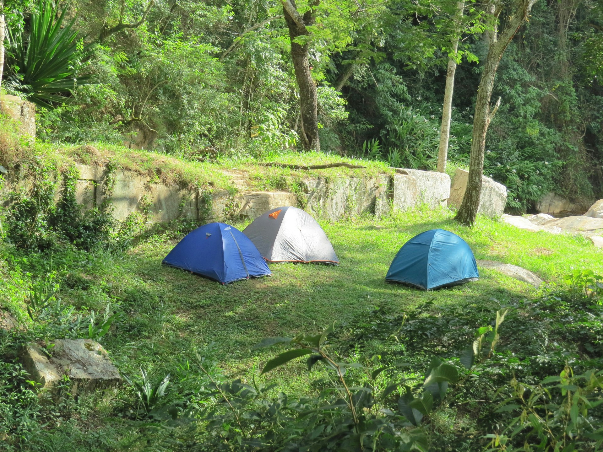 How to Plan Eco-Conscious Camping and Trekking Experiences: Your Guide to Responsible Outdoor Adventure
